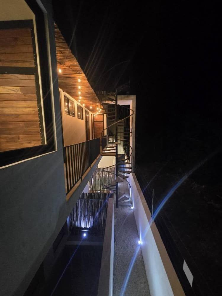 Holiday home Brand New Penthouse Jungle Views 2 Bdr Sleeps 6 *