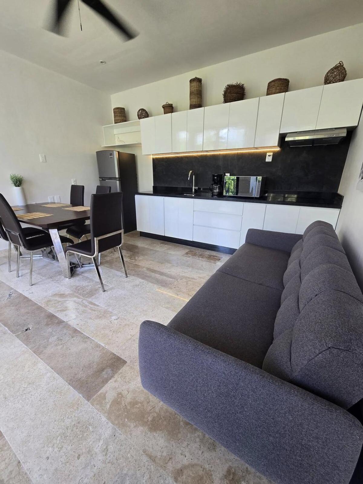 Brand New Penthouse Jungle Views 2 Bdr Sleeps 6 Holiday home *